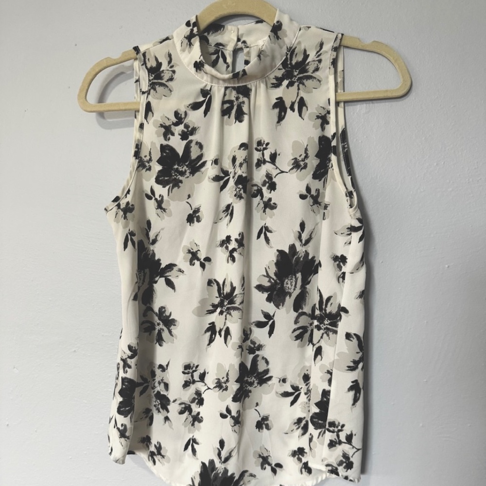 Black & White Floral Tank Top XS